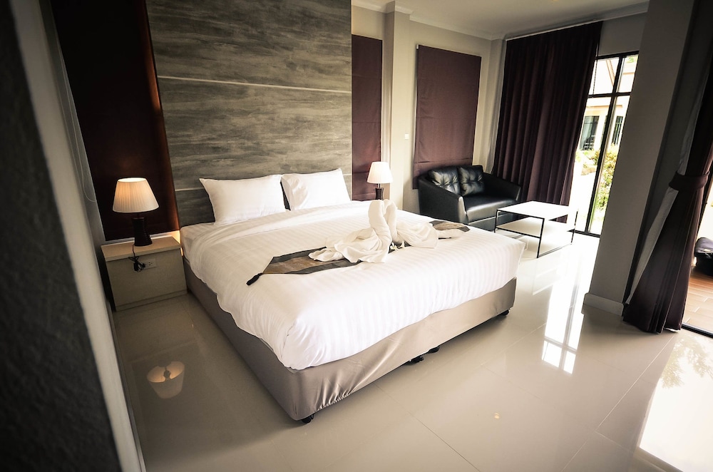 Chanalai Resort And Hotel 16/37