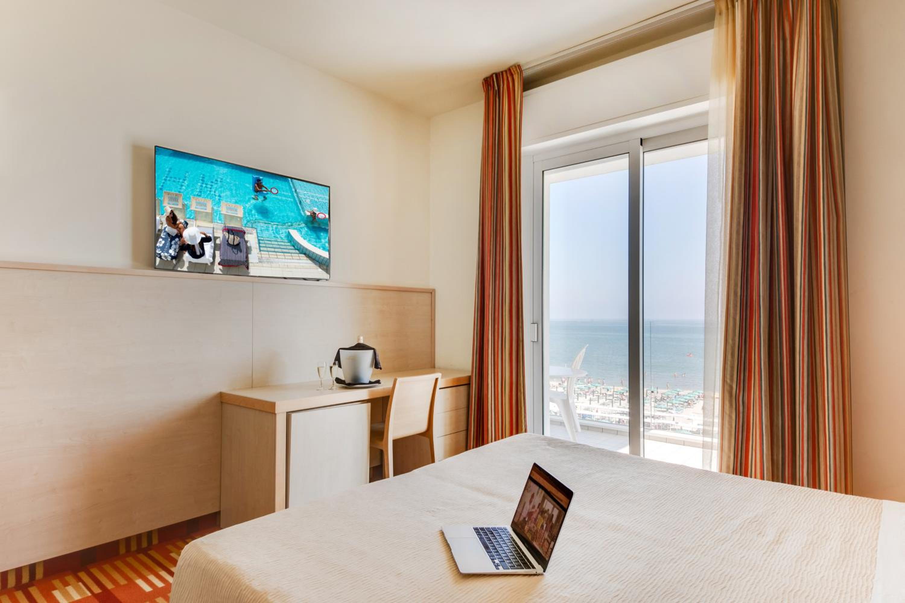 Hotel Kursaal 21/50