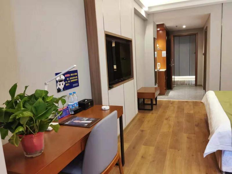 GreenTree Inn Jiuquan Century Plaza Hotel 61/68