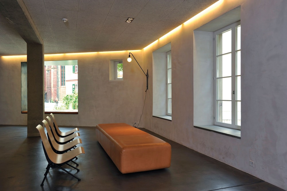 Youth Hostel Basel 42/53