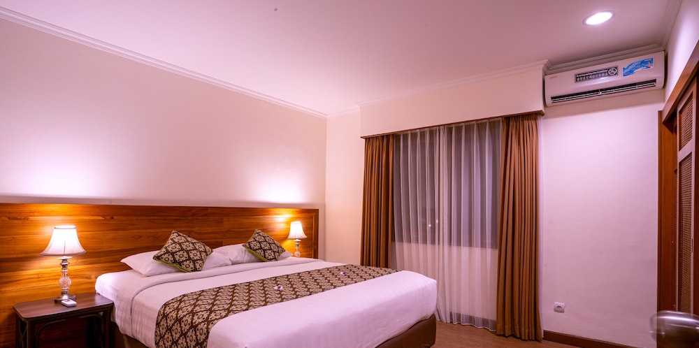 Plagoo Holiday Hotel 17/66