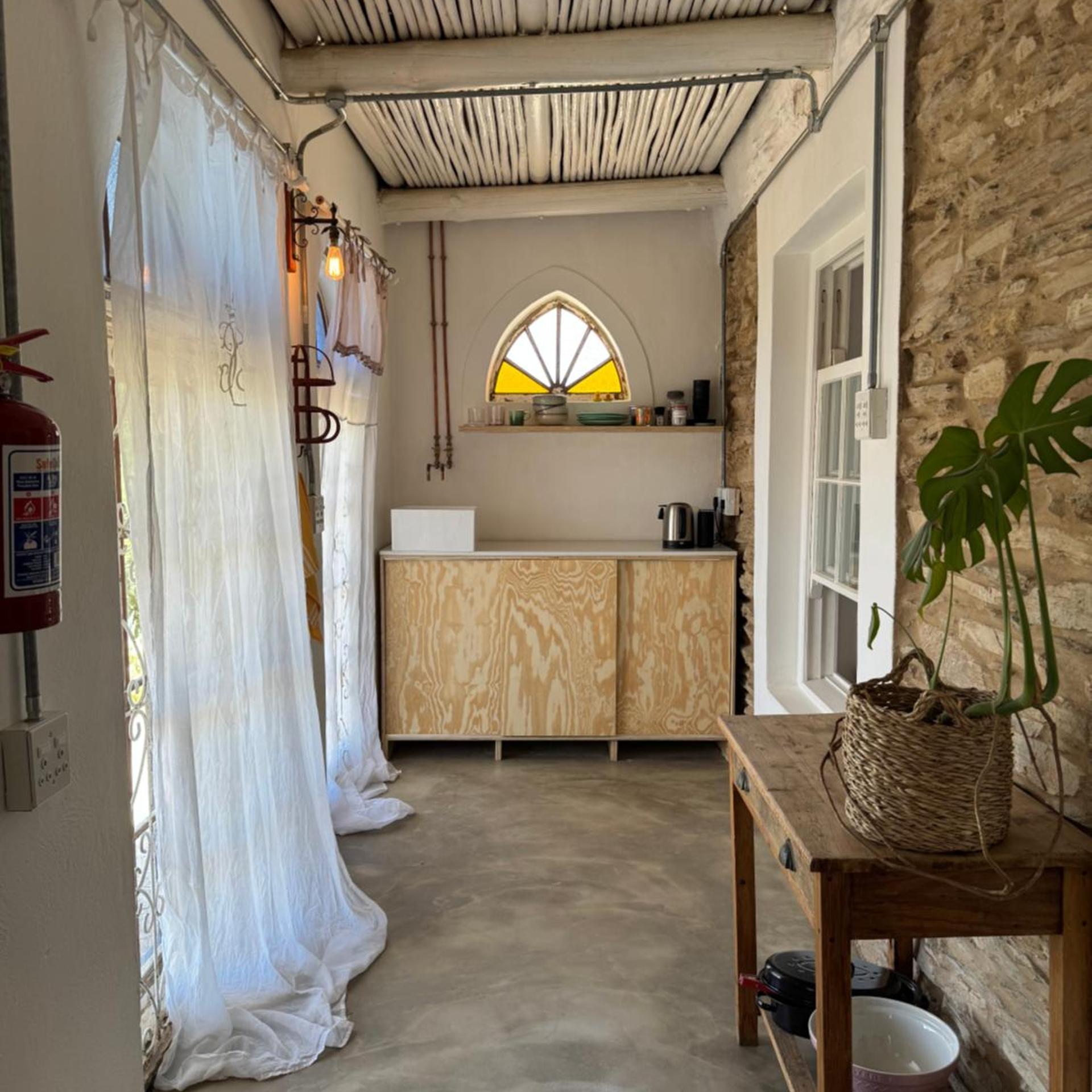 The Karoo Moon Motel 2/28