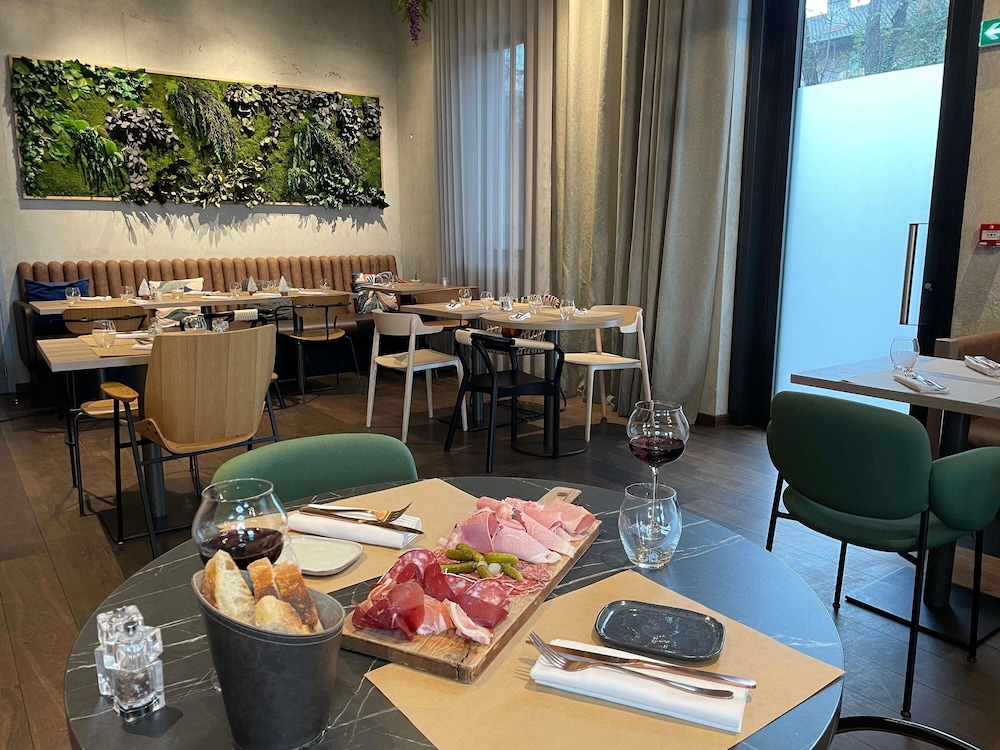 Novotel Annemasse Centre 48/63