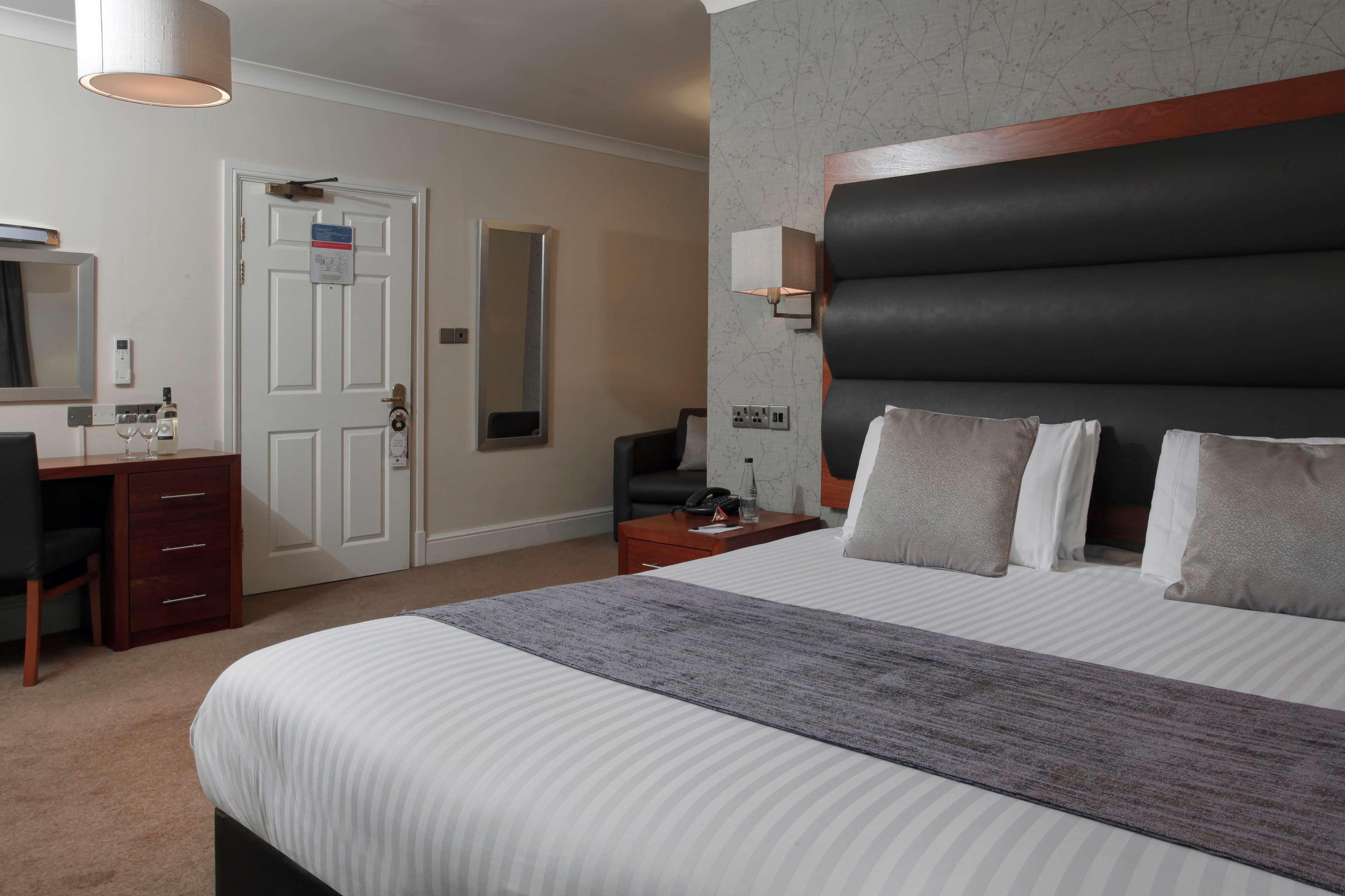 The Lion Hotel 16/45