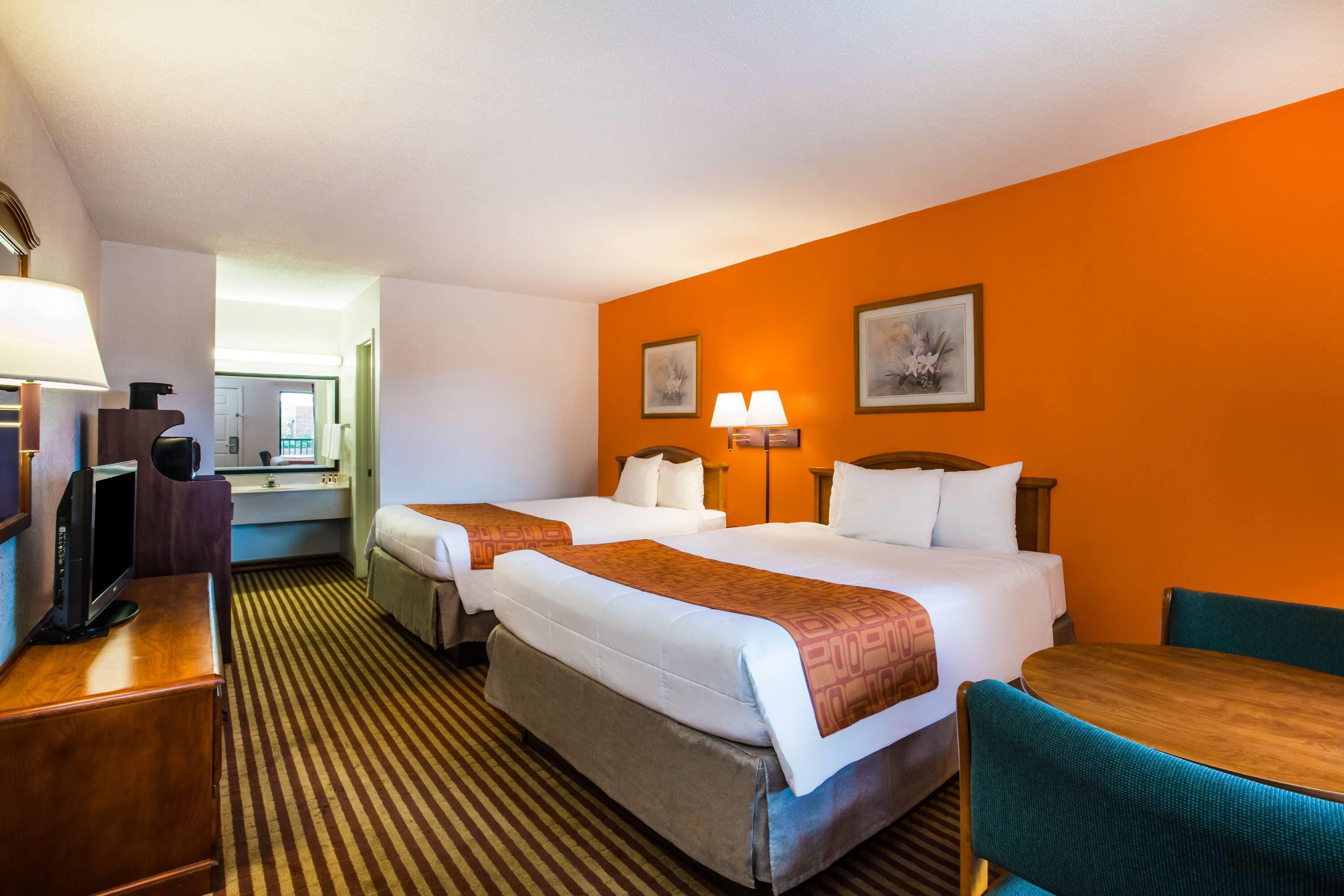 Room, Queen Bed