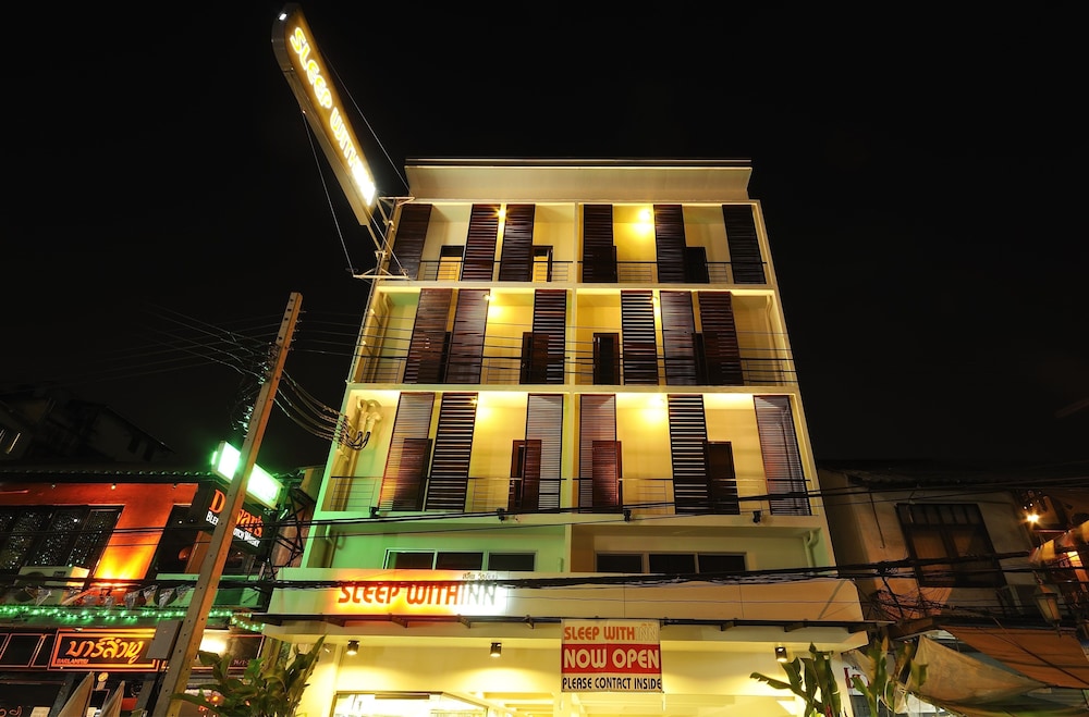 Sleep With Inn 2/65