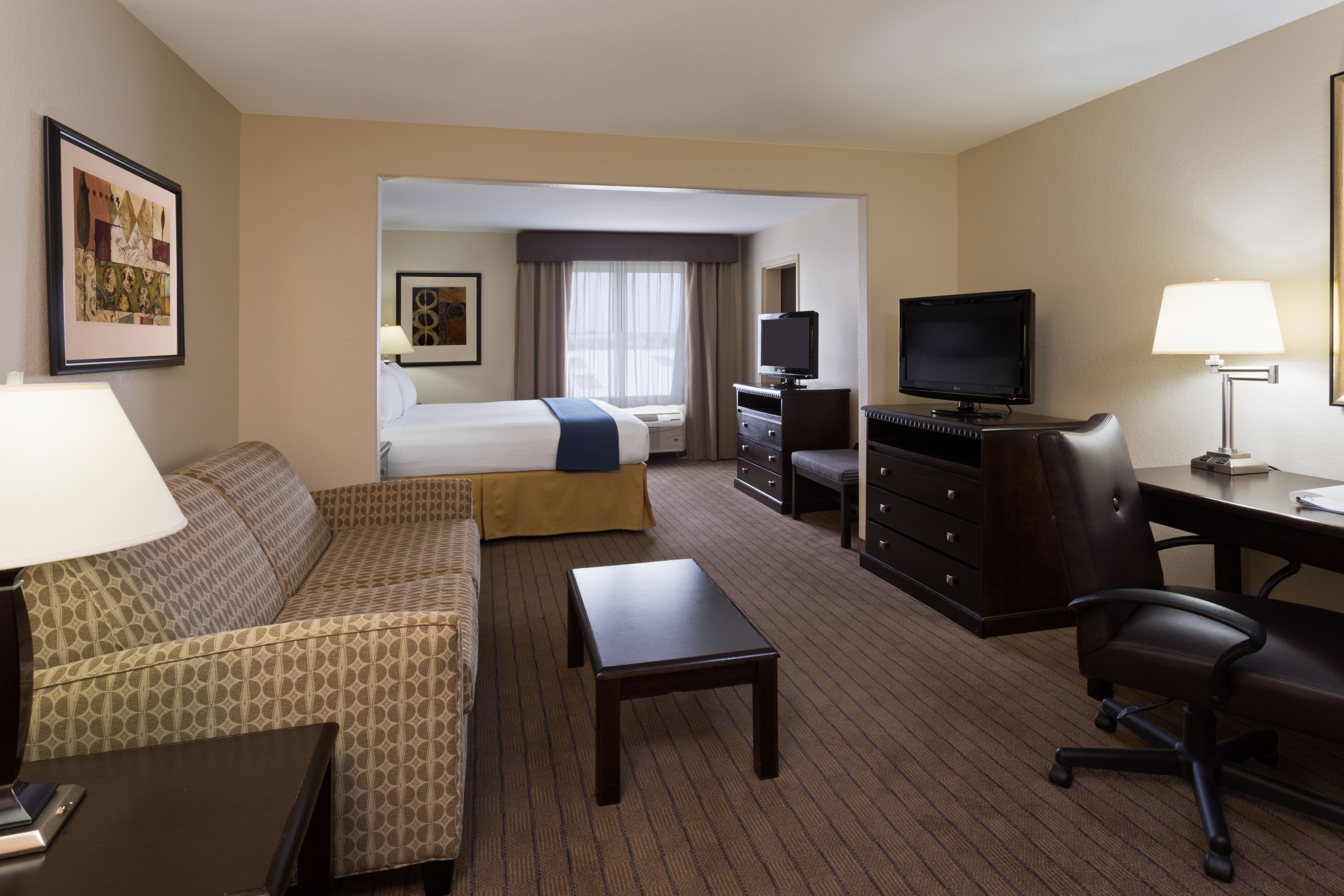 جناح بسرير كينج