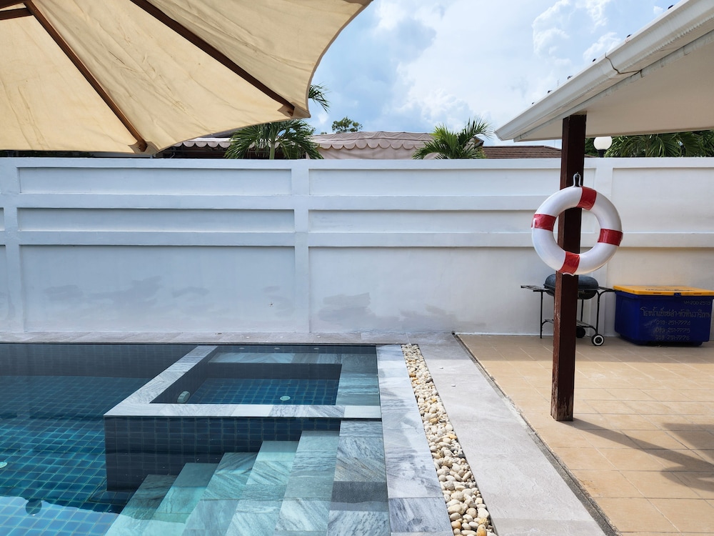 Thiva Pool Villa Hua Hin 46/68