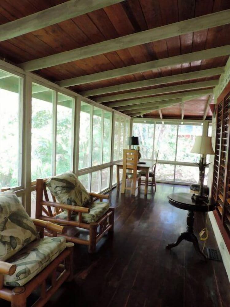 Tingalaya’s Retreat 33/45