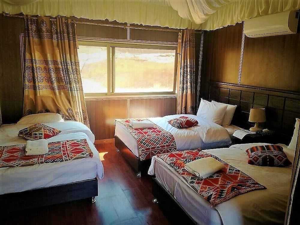 Wadi Rum Mazayen Camp 10/50