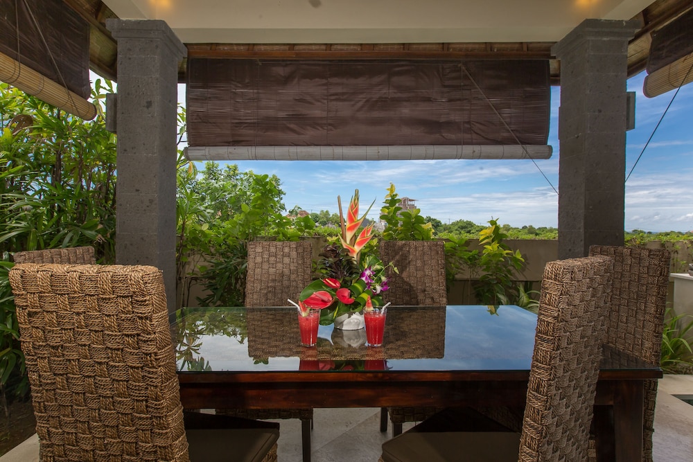 Villa Lidwina By Nagisa Bali 31/47