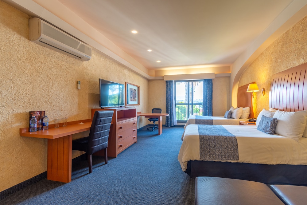 Hotel Flamingo Inn 28/67