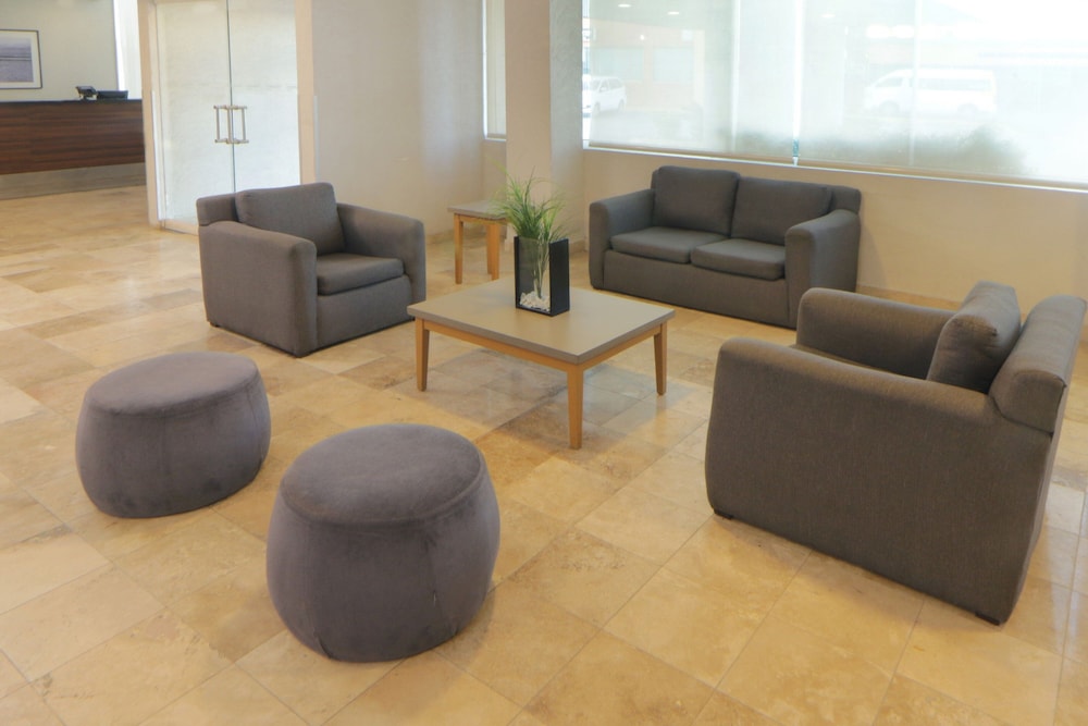 City Express by Marriott Nuevo Laredo 32/58