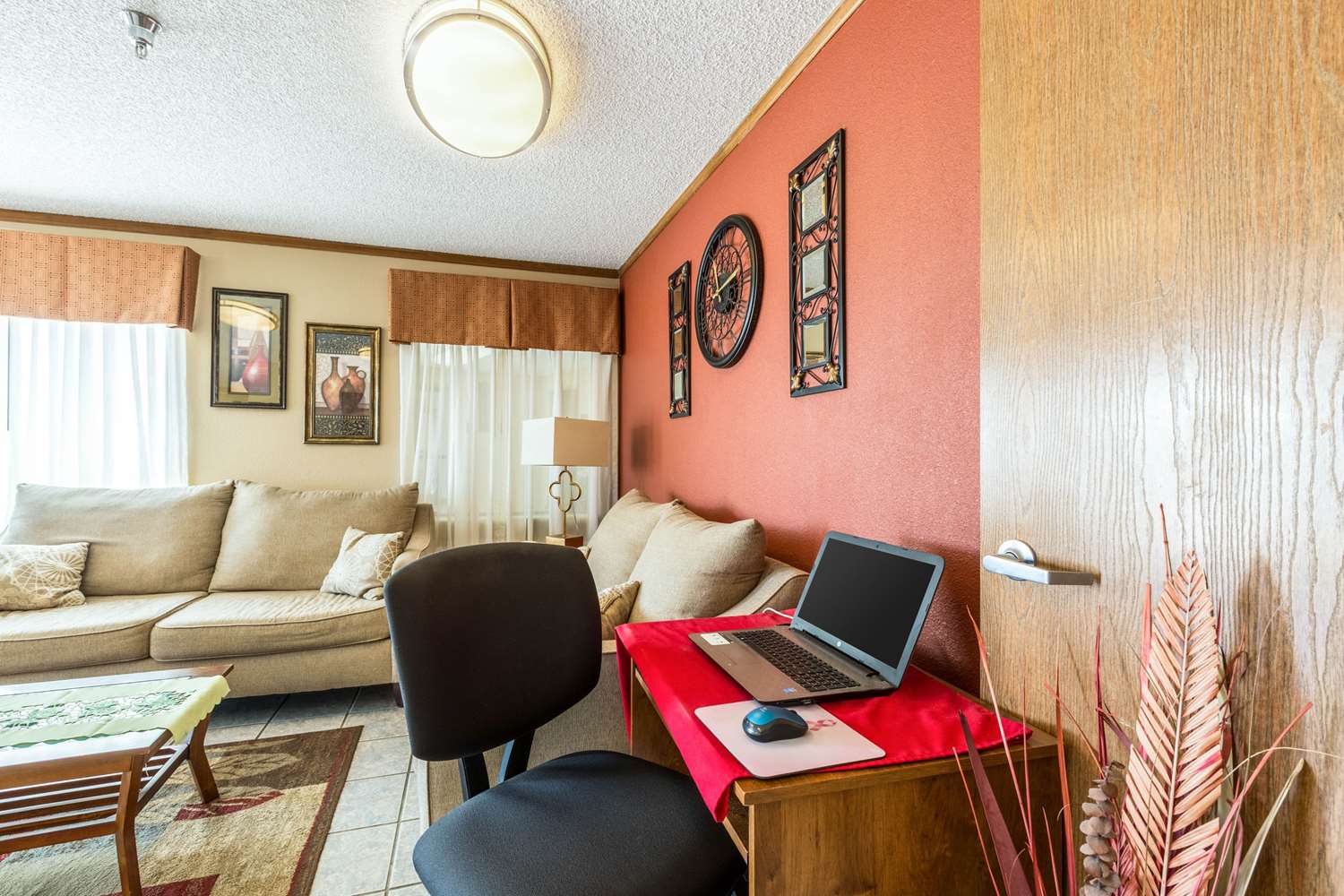 Quality Inn Scottsbluff NE 18/24