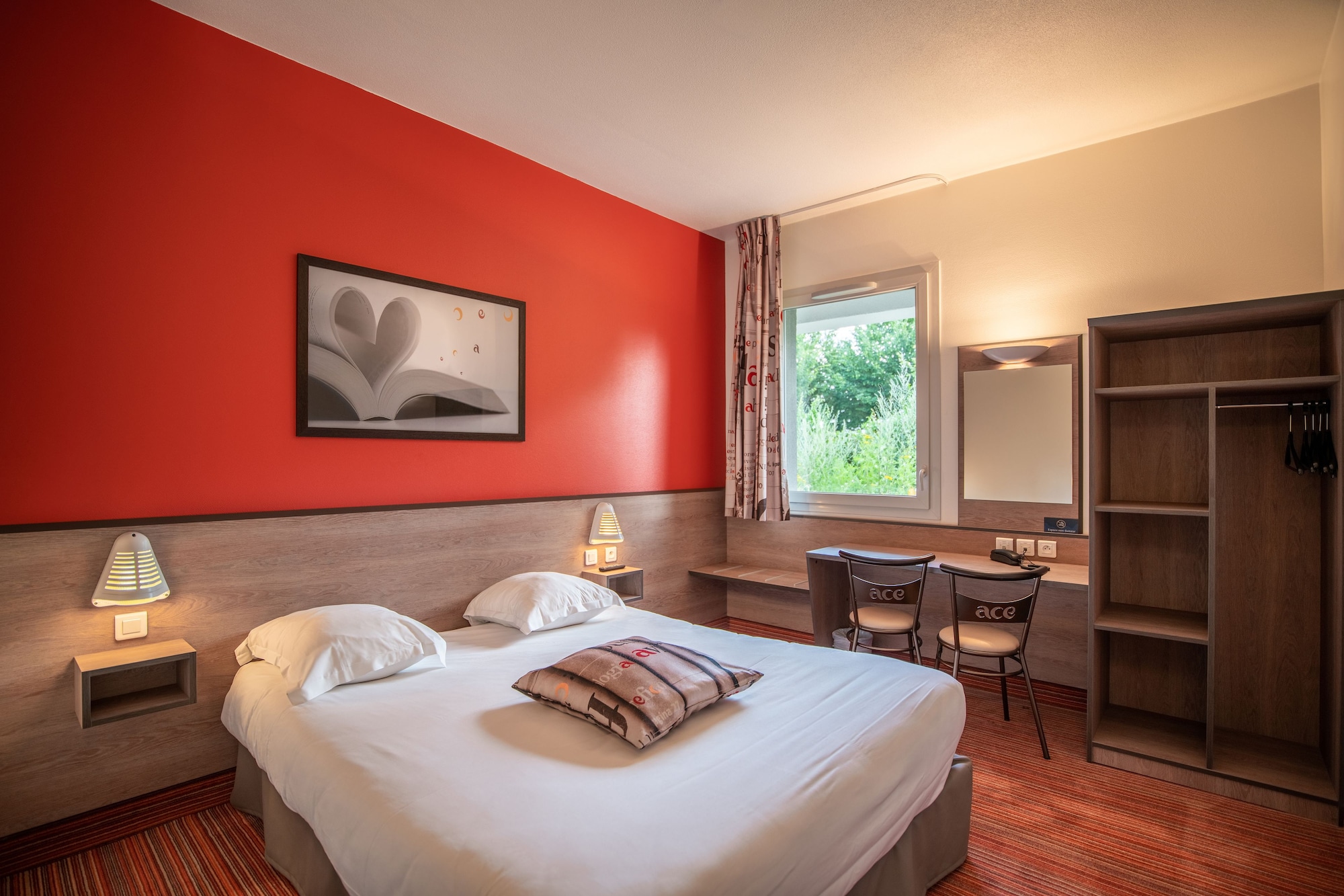 غرفة بسرير كوين، Ace Hotel Paris Marne La Vallee 4/8