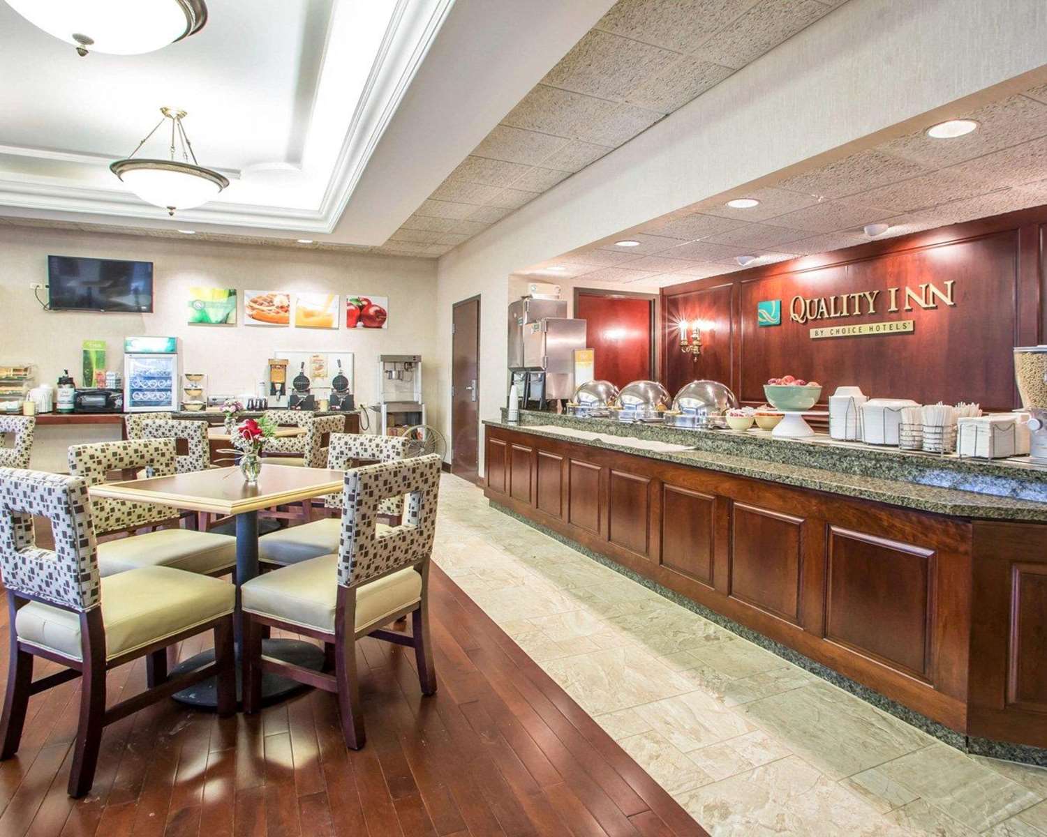 Quality Inn Schaumburg - Chicago near the Mall 8/14