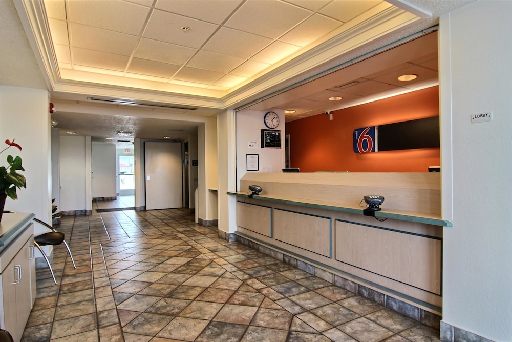 Motel6 Albuquerque, NM - North 8/62