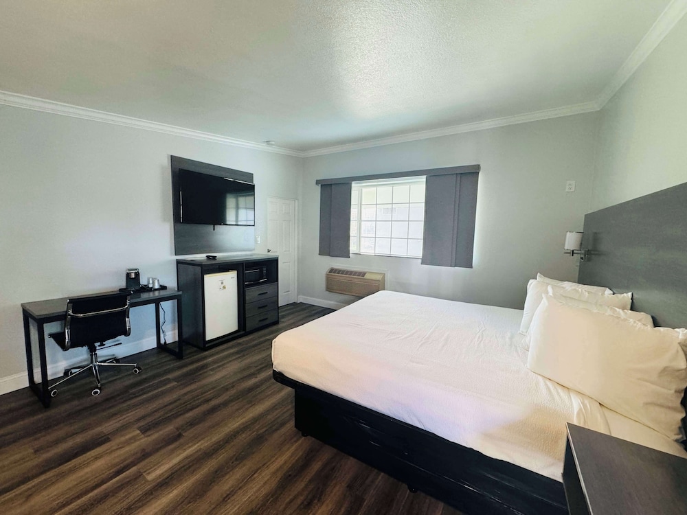 SureStay by Best Western Fresno Central 14/54