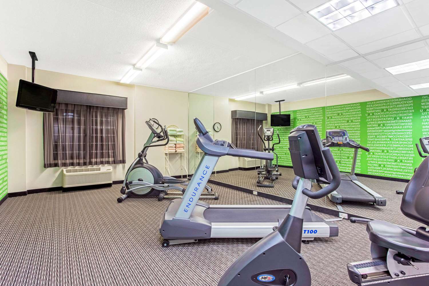 La Quinta Inn & Suites by Wyndham Birmingham Homewood 29/59