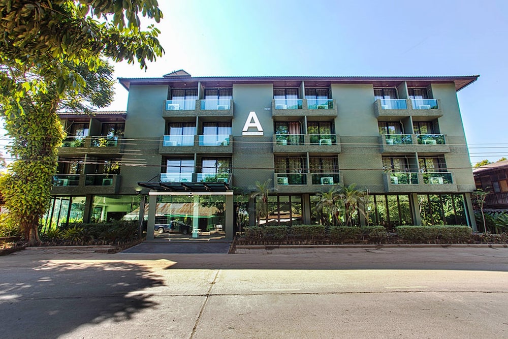 A Hotel Budget 3/61