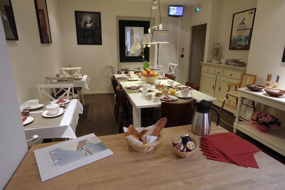 Hotel Alize Cannes 30/38