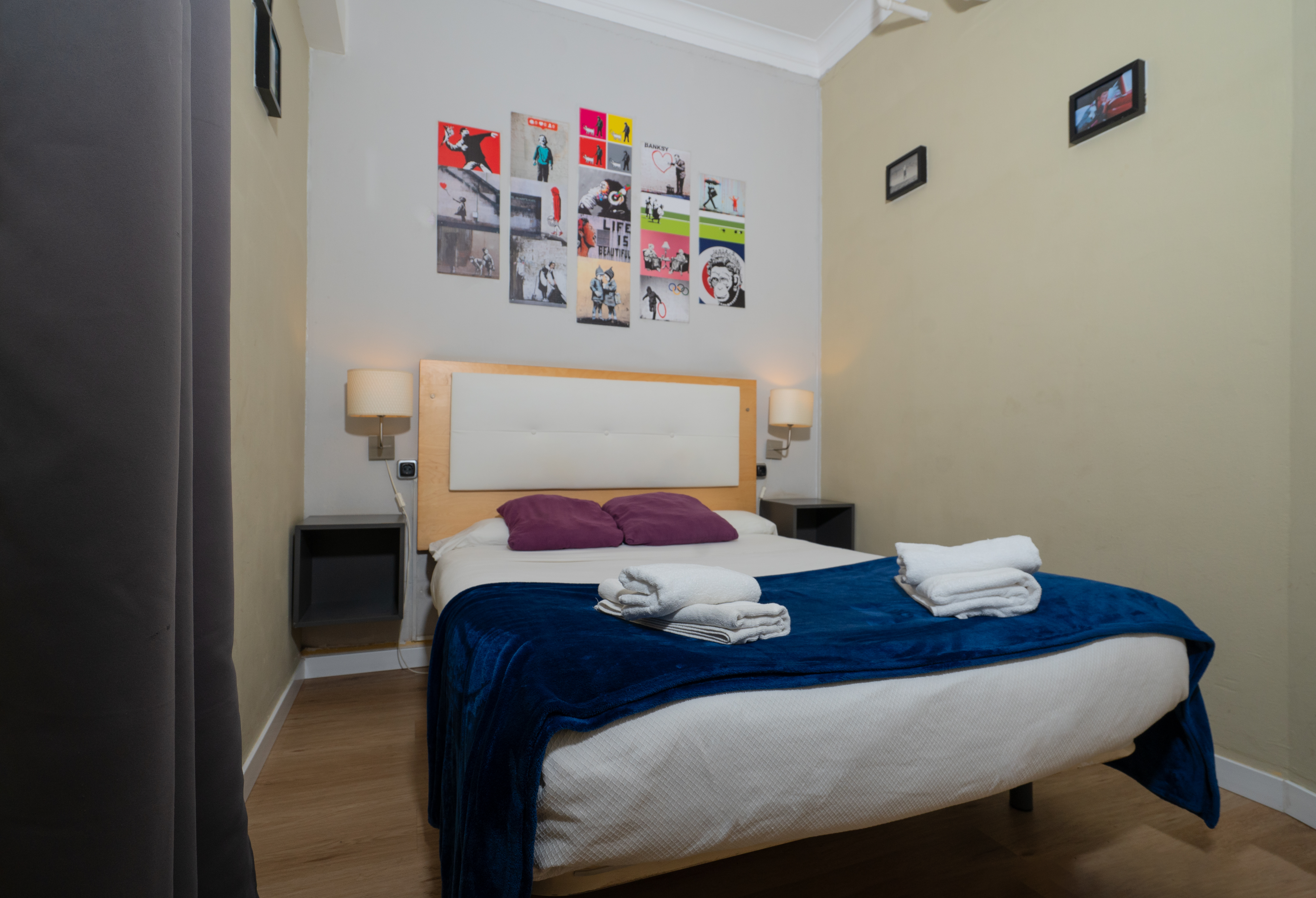 Wow Hostel Barcelona 13/28