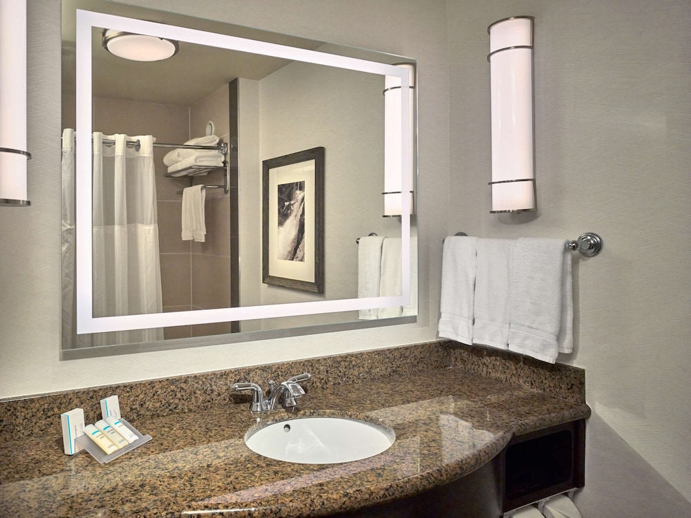 Hilton Garden Inn Gatlinburg 15/70