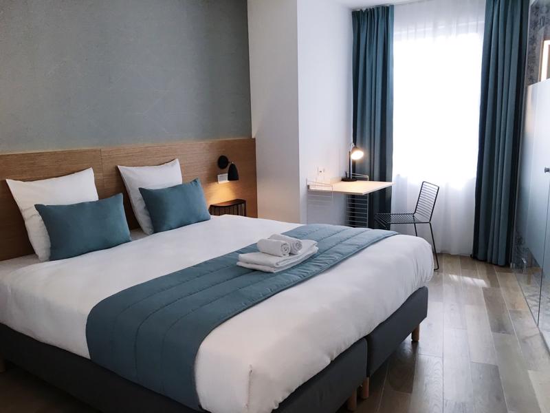 Relax, Double or Twin Bed