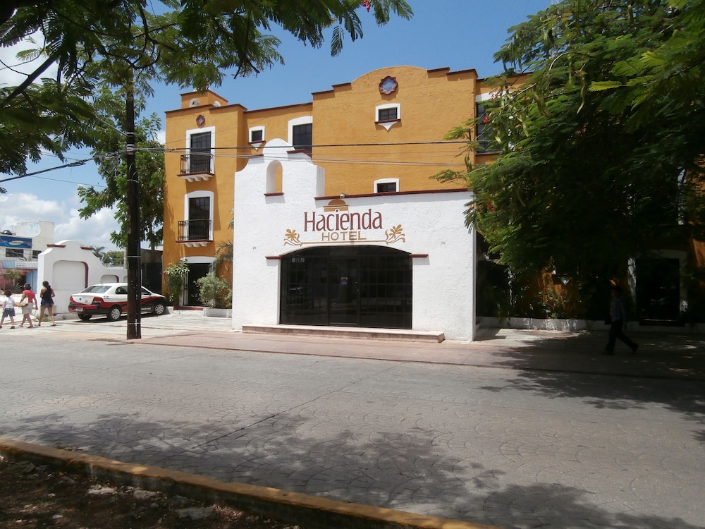 Hacienda Cancun Hotel 4/50