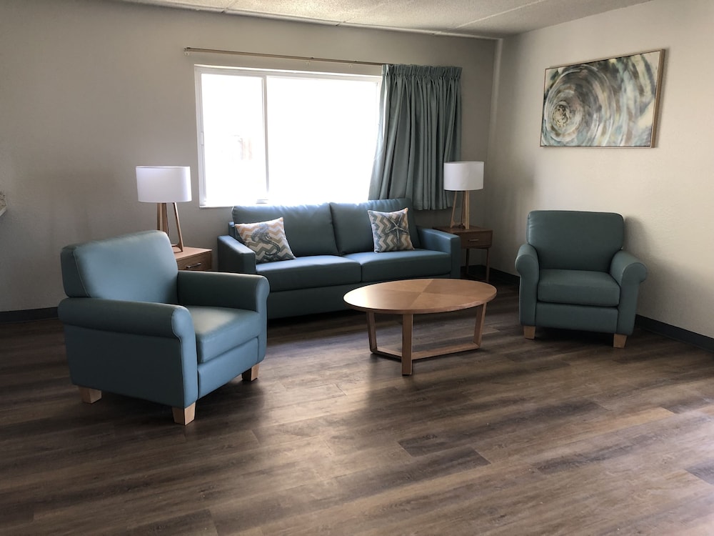 Sugar Sands Inn And Suites Panama City Beach 24/44