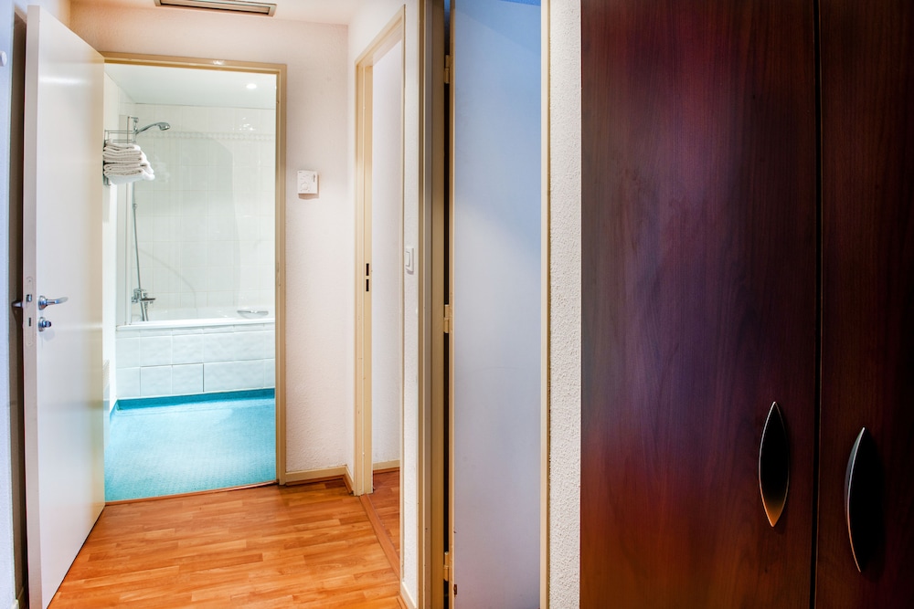 Appart Hotel Saint Jean 47/47