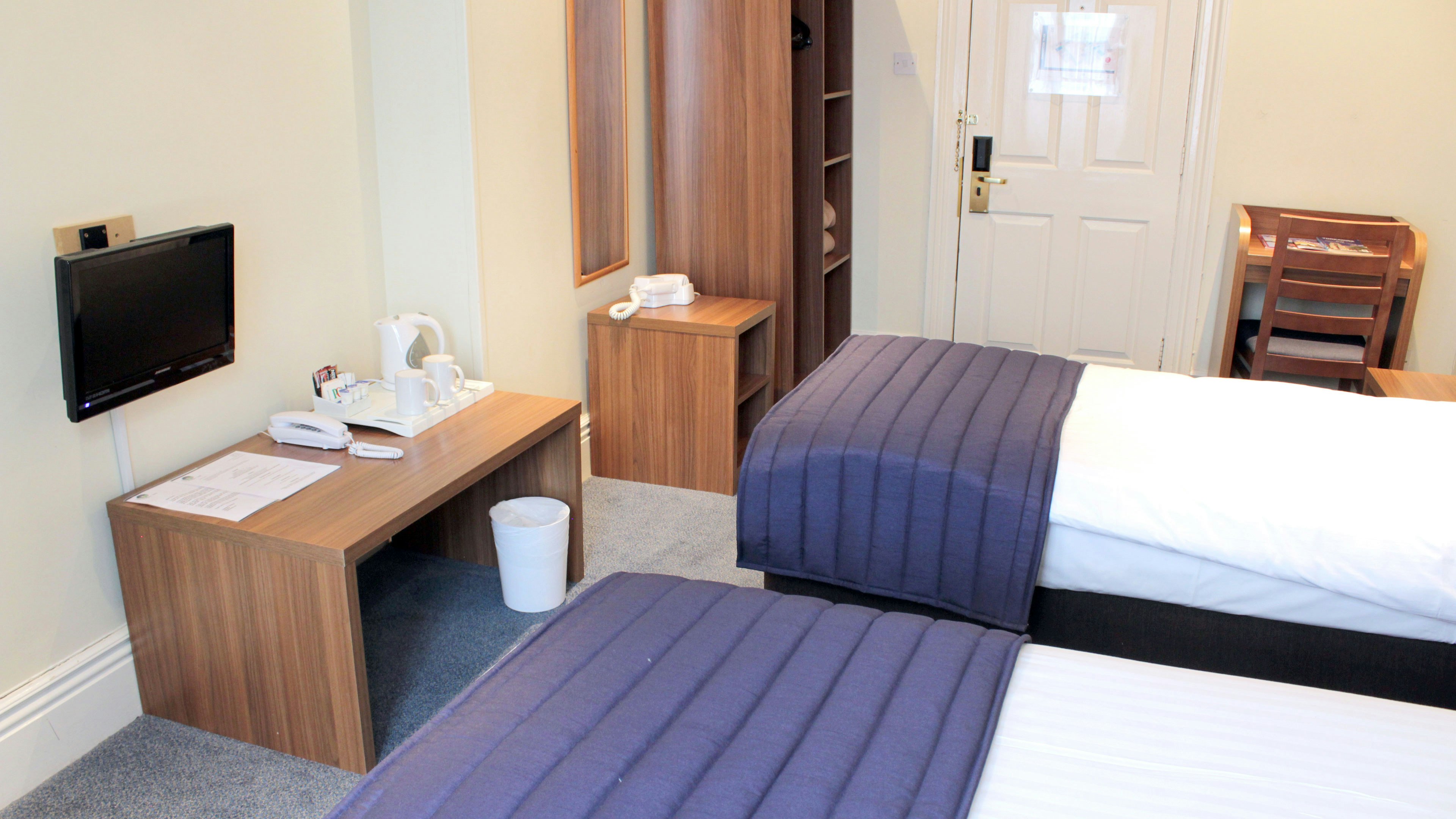 Discovery Inn 57/60