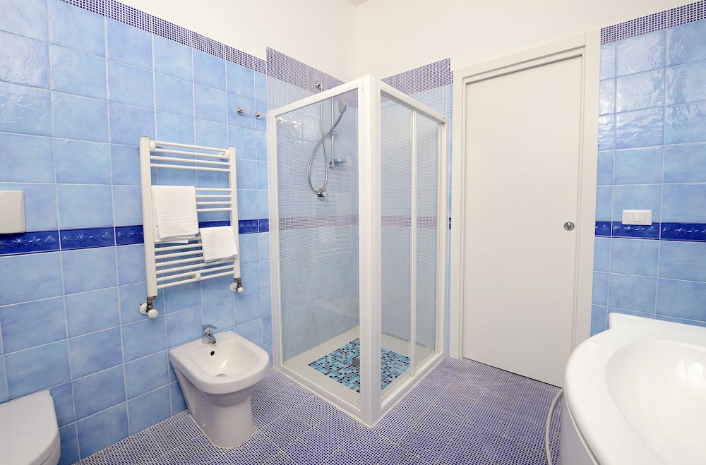 Residence Due Torri 40/44