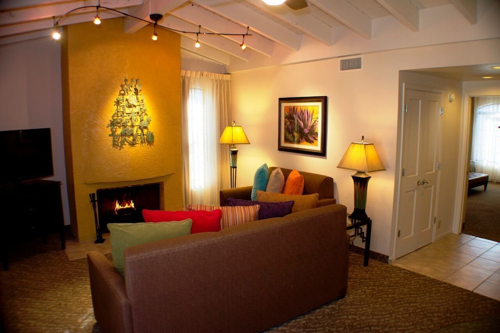 Scottsdale Camelback Resort 52/78