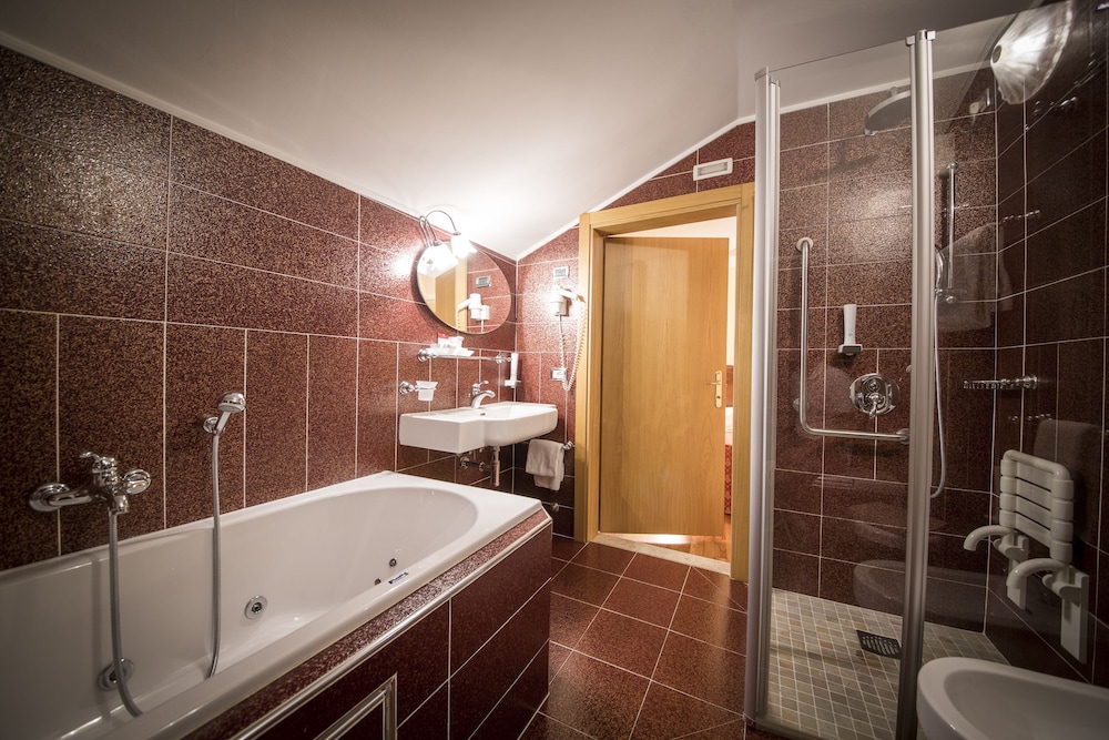 Hotel Spessotto 48/50