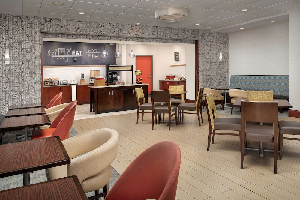 Hampton Inn Knoxville East 44/55