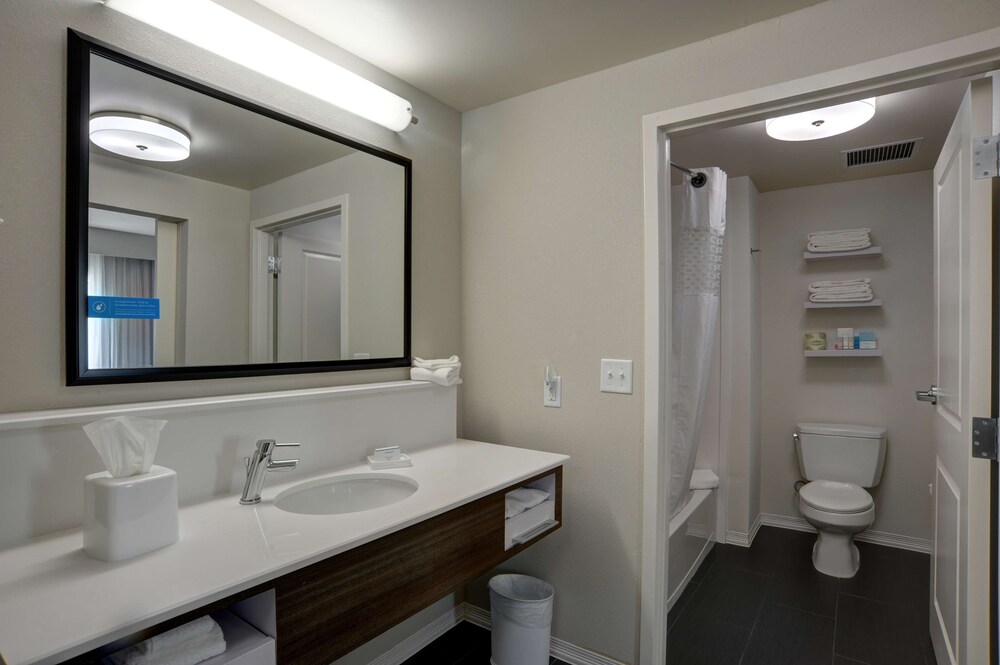 Hampton Inn And Suites Ardmore 16/33