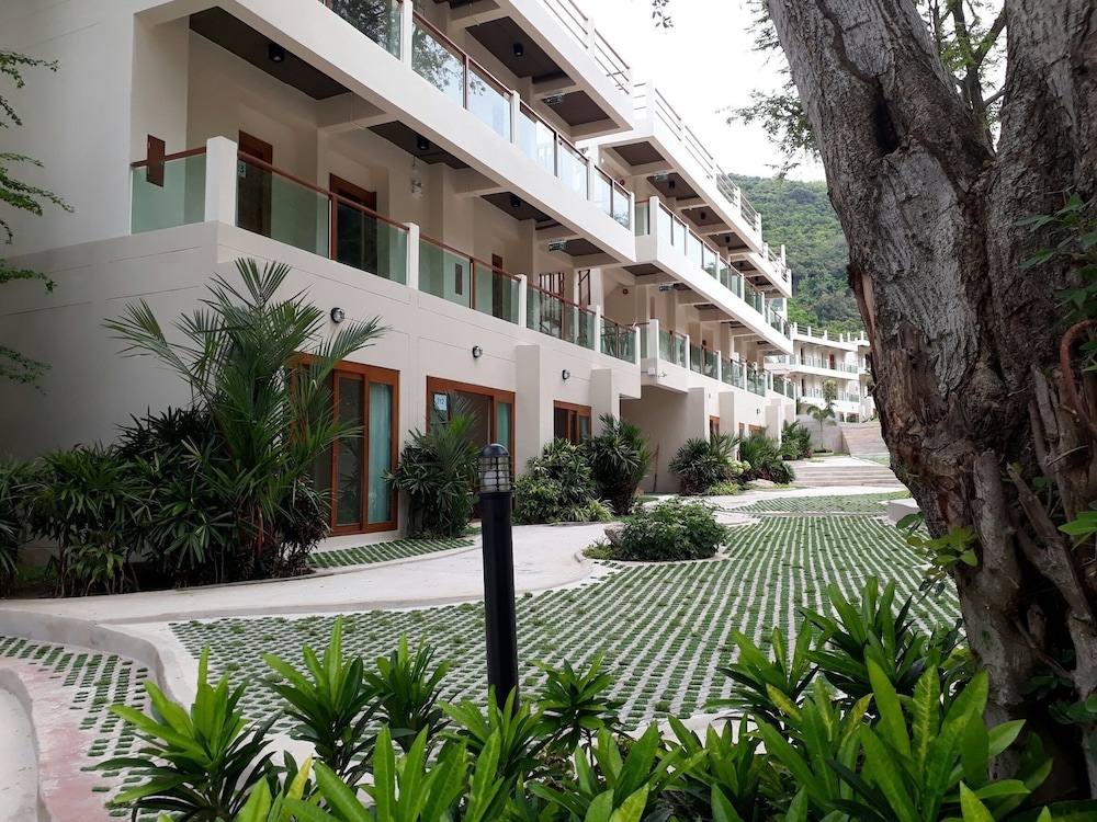 Sealey Resort Koh Larn 7/41