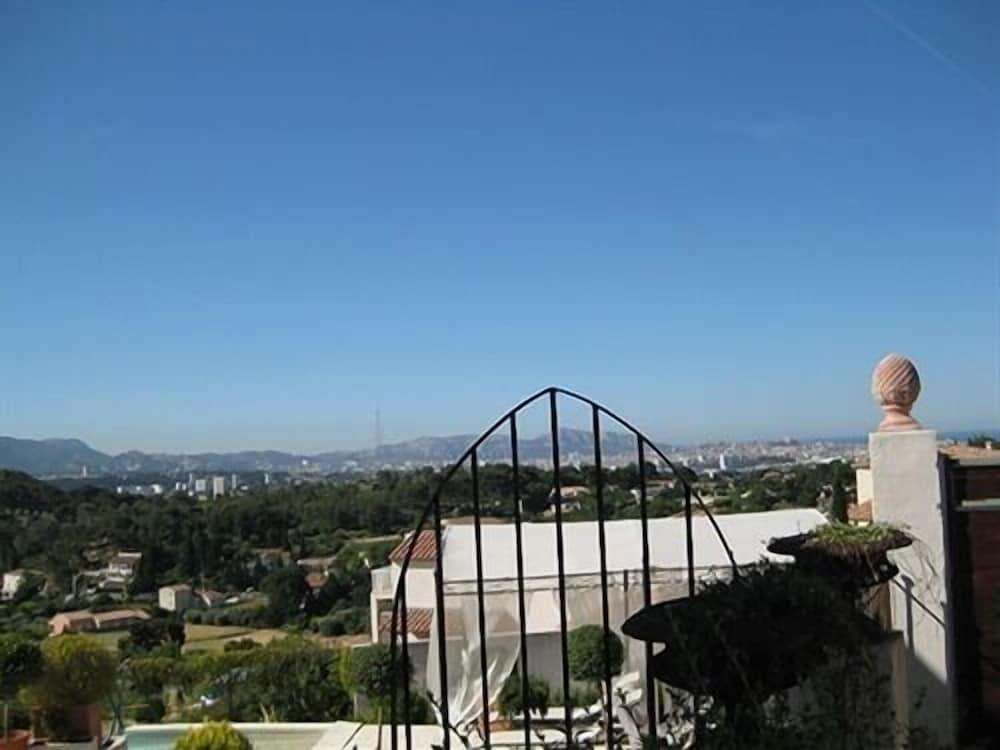 Villa Blanche 24/34
