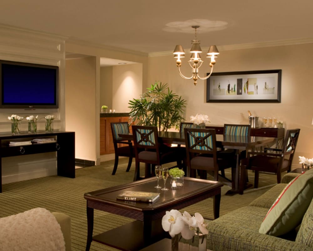 Hilton Orlando Lake Buena Vista - Disney Springs Area 43/62