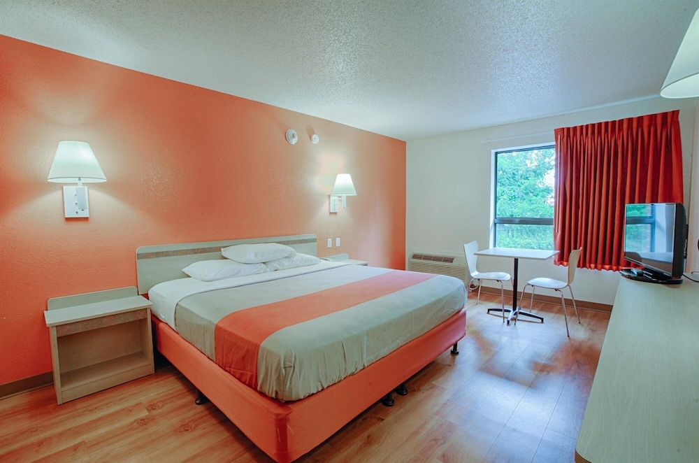 STANDARD, KING BED