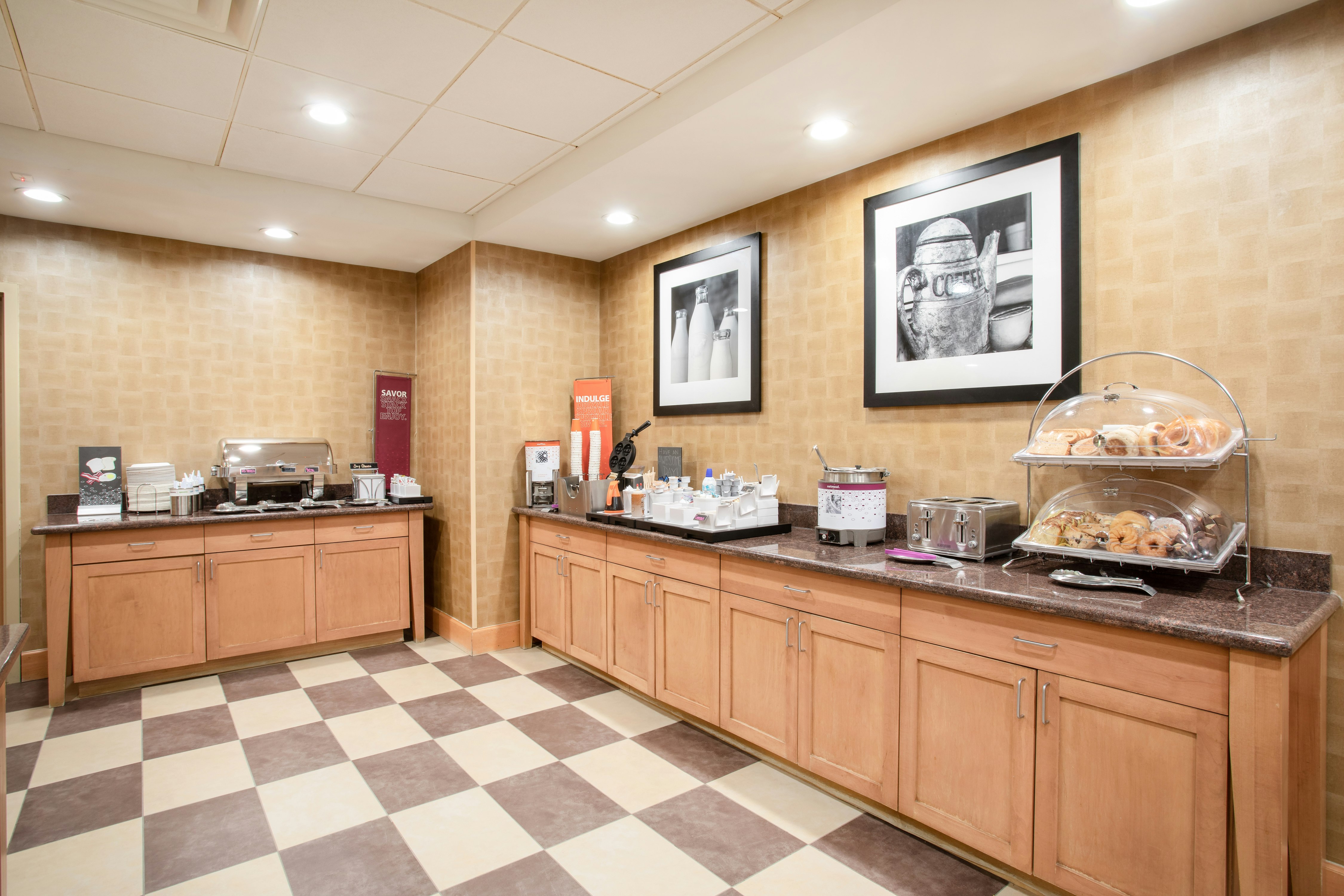 Hampton Inn & Suites Denver/South-Ridgegate 6/15