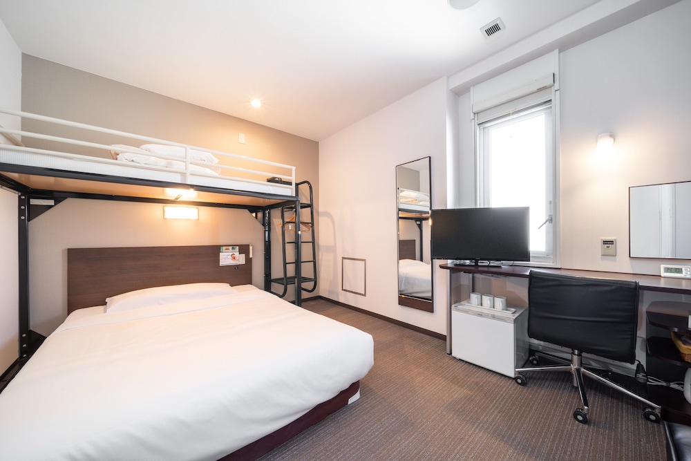 Super Hotel JR Fujiekimae Kinenkan 14/42