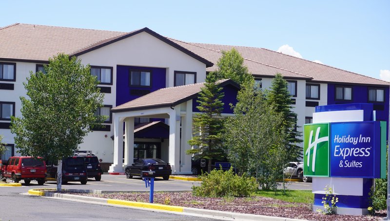Holiday Inn Express Suites Alamosa 2/48