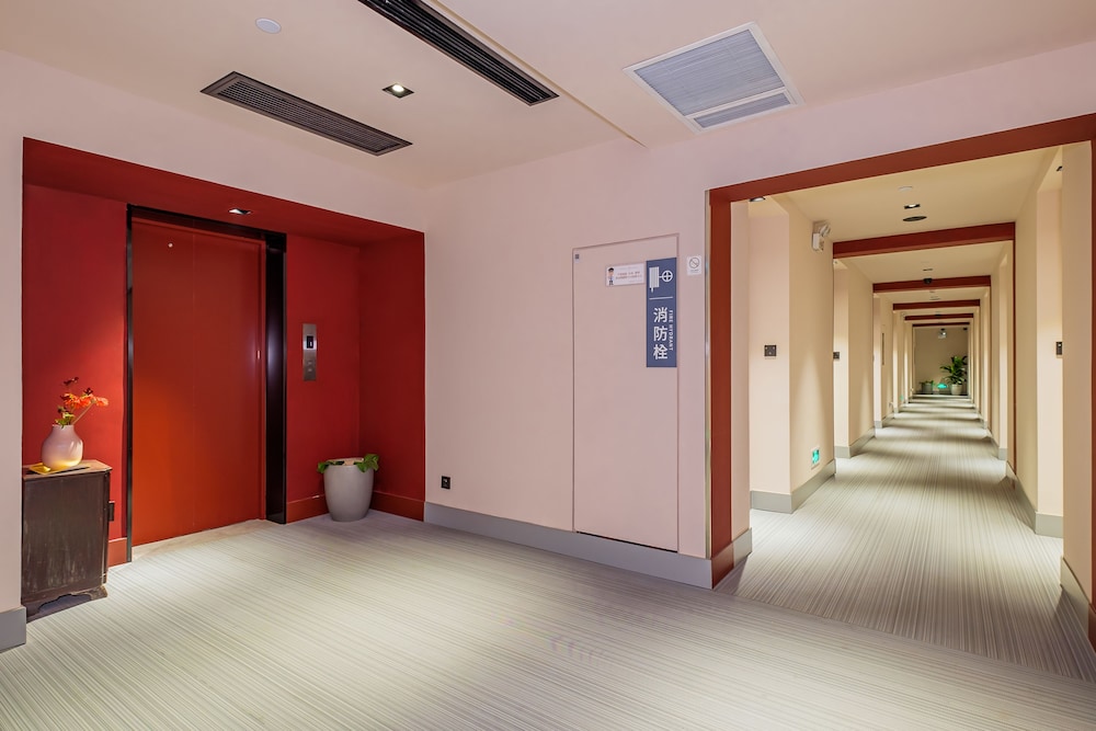 PACE HOTEL Suzhou Guanqian Branch 20/45