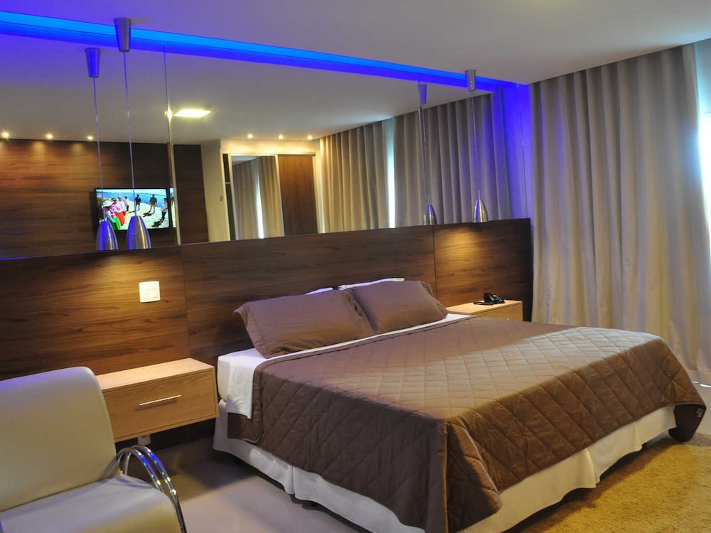Kamur Plaza Hotel 10/41