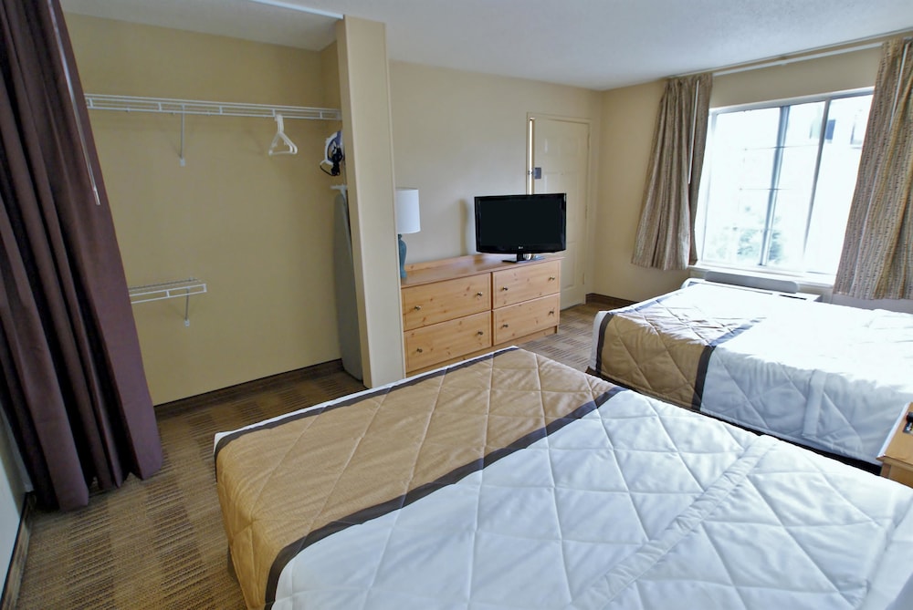 Extended Stay America Seattle-Bellevue-Factoria 17/54