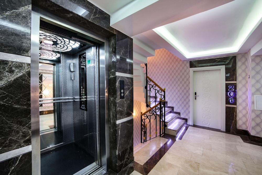 Ayasultan Boutique Hotel 52/64