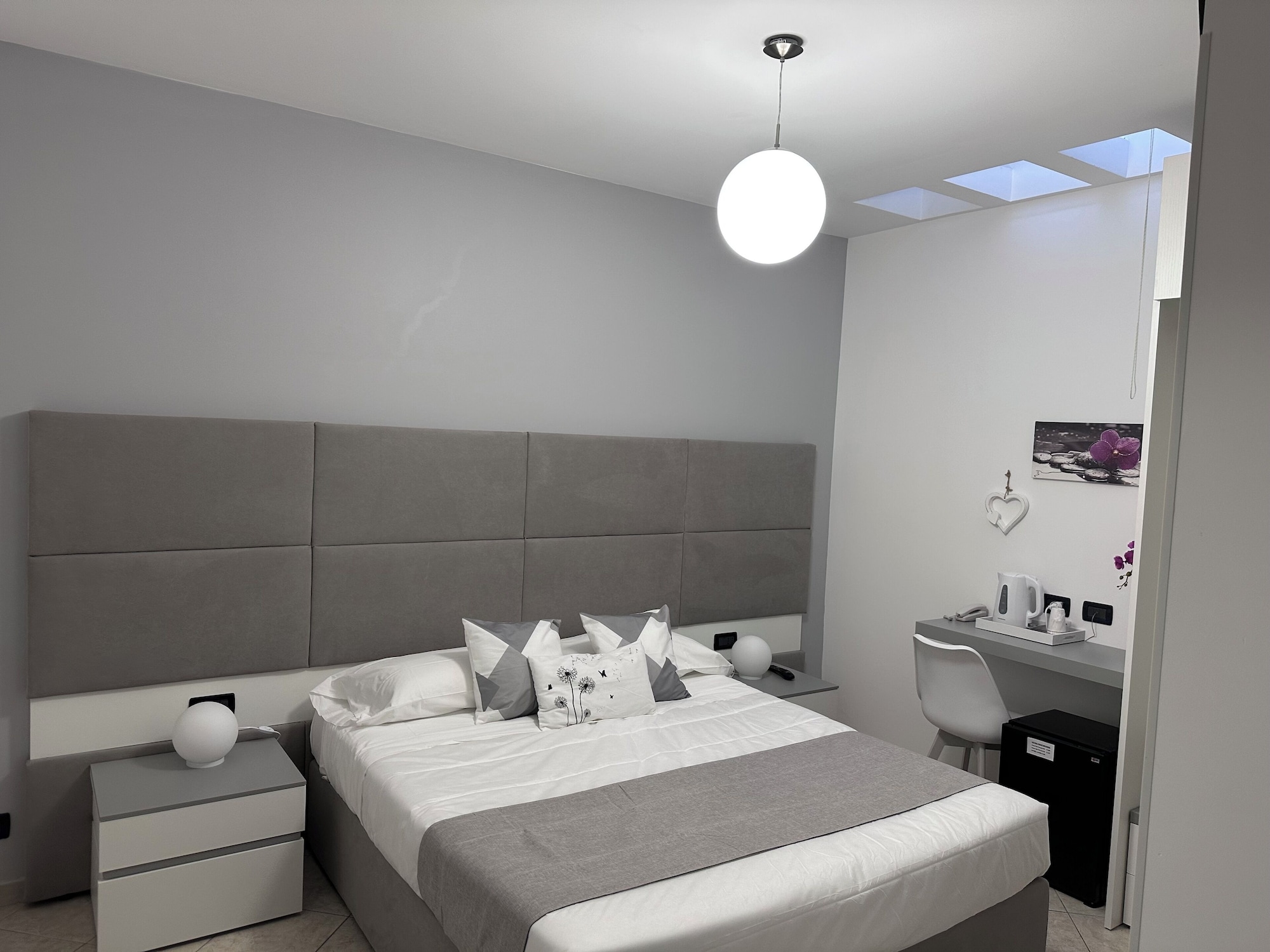 ECONOMY, DOUBLE BED