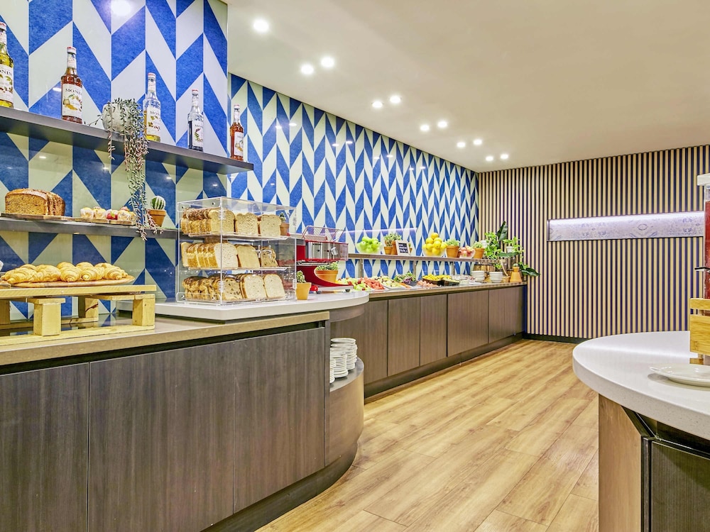 Mercure Perth 11/72